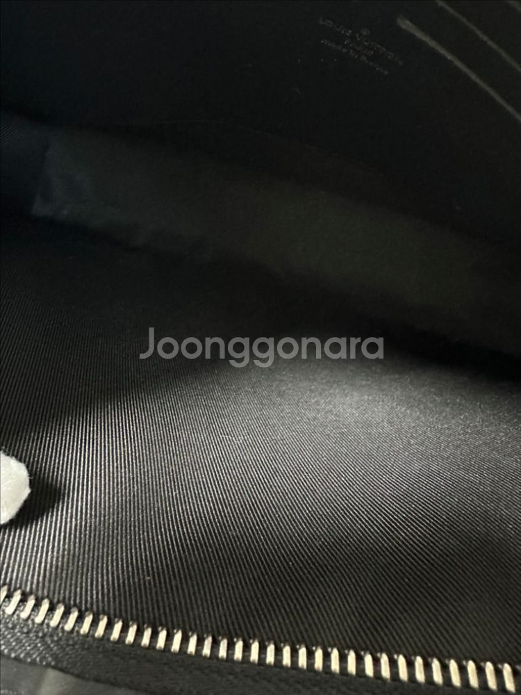 루이비통 클러치 이틀립스 리버스 건메탈 포쉐트 보야주--7