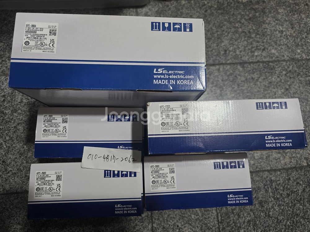 LS PLC, 인버터 , 터치스크린 새제품--0