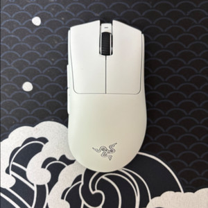 레이저 데스에더 v3 pro