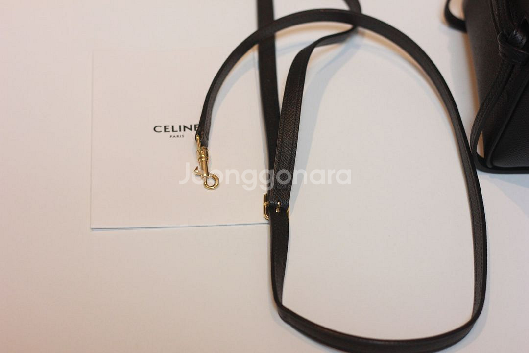 셀린느 벨트백 피코 블랙--6