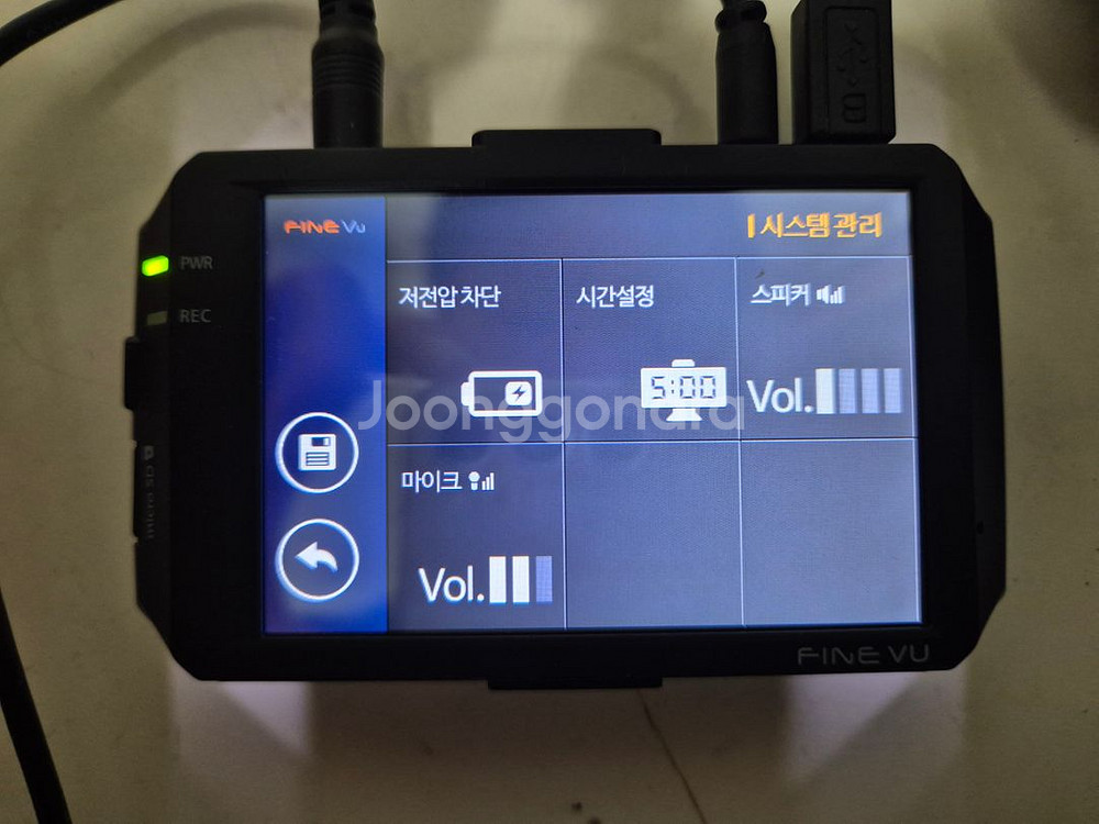 파인뷰 옥타곤 2채널 64GB 블랙박스 판매합니다--5
