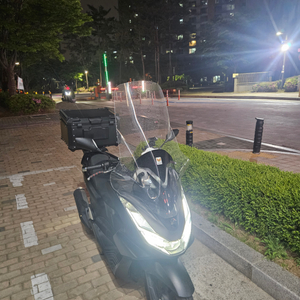 2024 PCX125 팝니다(3437km)