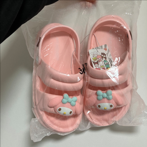 산리오 마이멜로디 슬리퍼 판매합니다