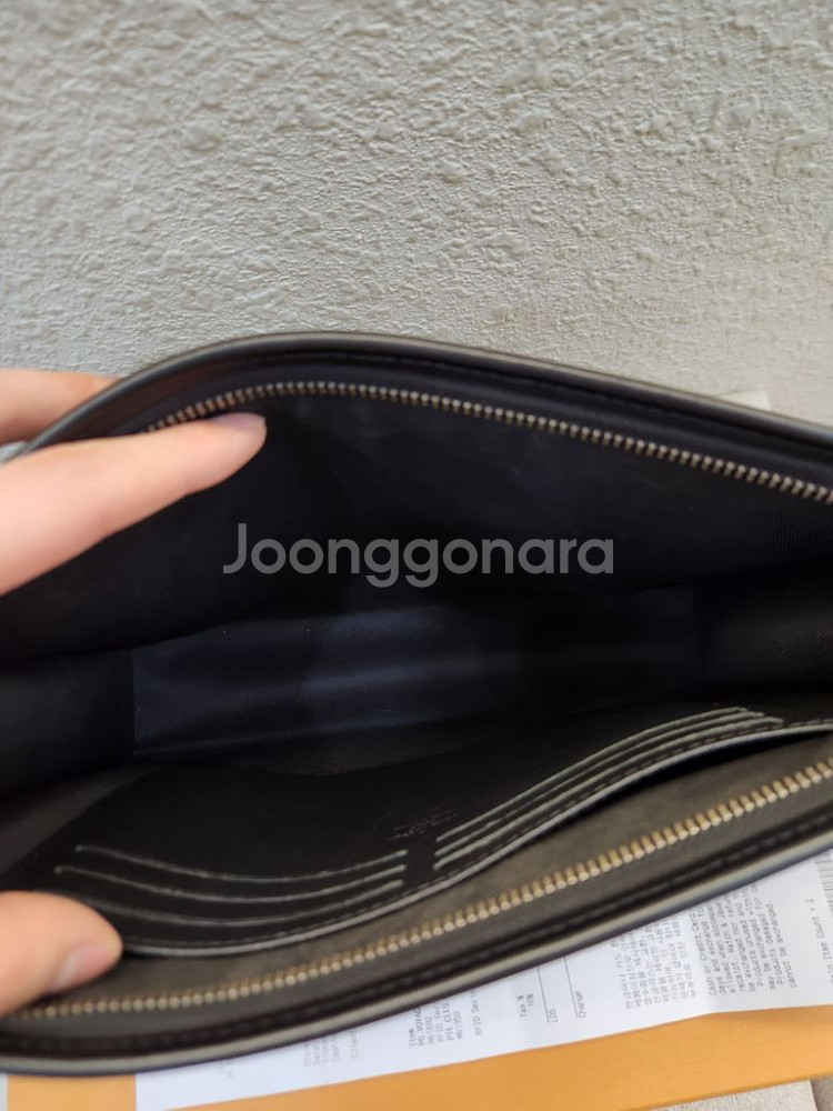 루이비통 클러치백 + 키링백화점풀박스구찌디올반지갑프라다--5