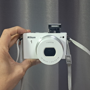Nikon1 j4 미러리스 카메라 /10-30mm 렌즈