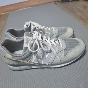 뉴발란스 996그레이