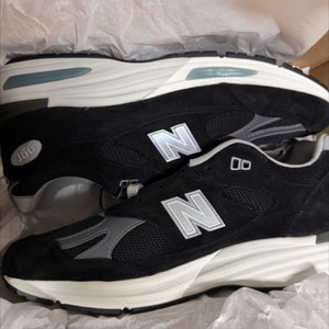 991v2 블랙 290 새제품 팝니다.