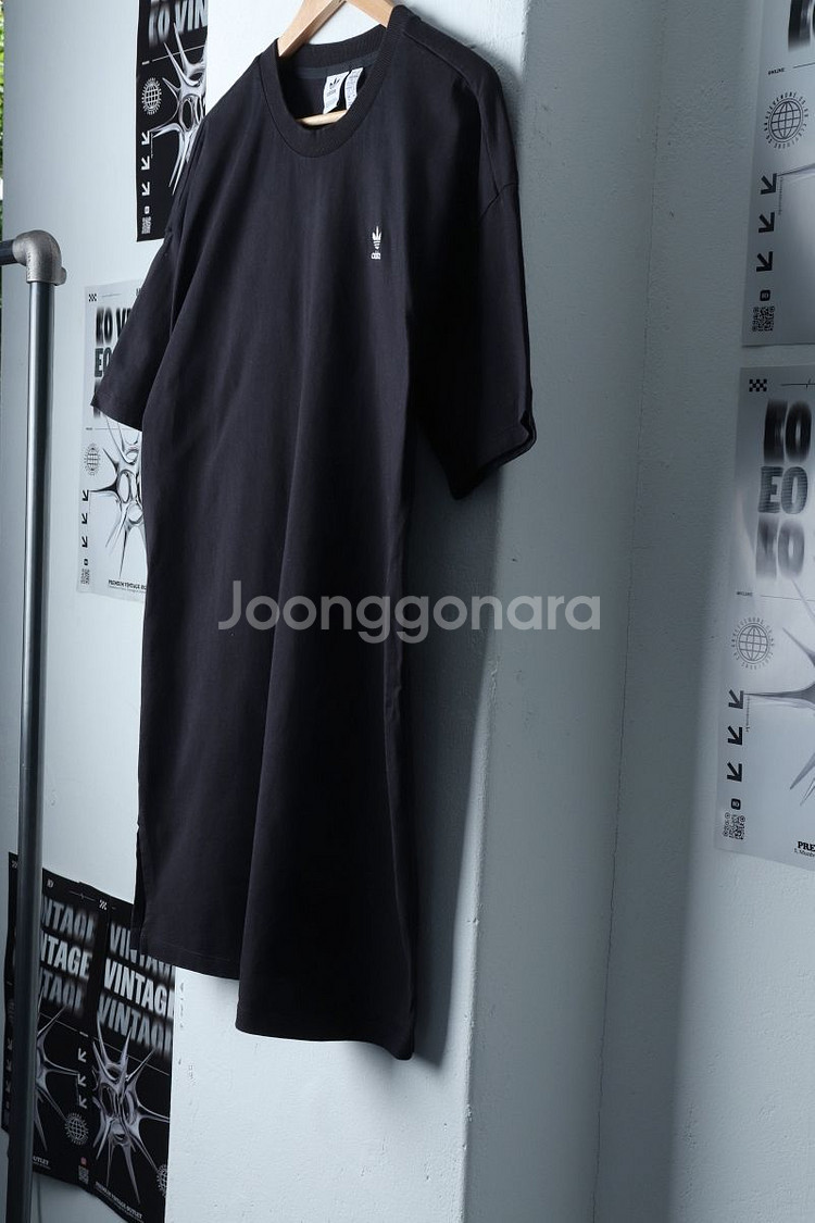 W(M) 아디다스 반팔 티셔츠 블랙 드레스 한정판--5