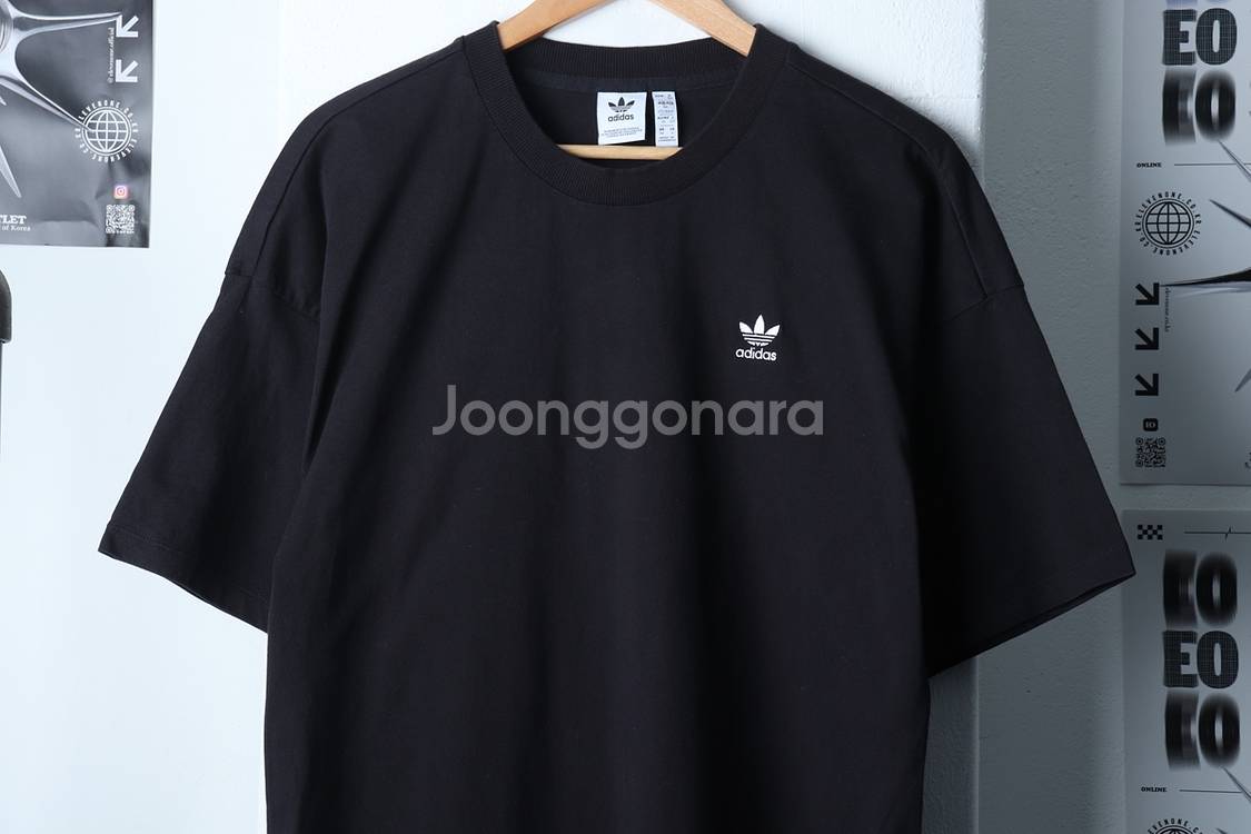 W(M) 아디다스 반팔 티셔츠 블랙 드레스 한정판--1