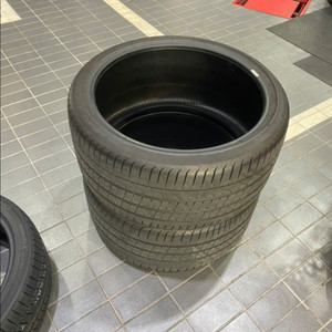 피렐리 피제로 315/30 ZR22 타이어 판매 합니다