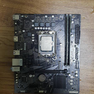 I3-12100F DDR4 16GB 반본체 팝니다