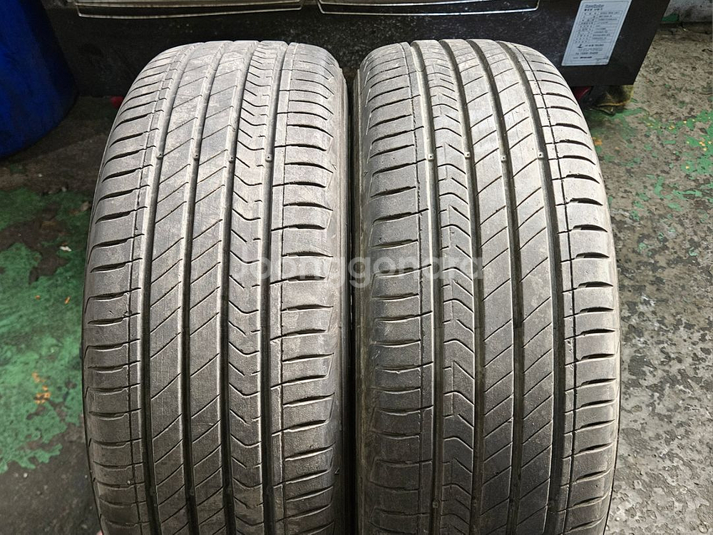 2056516 205 65 16 마제스티9 타이어--0