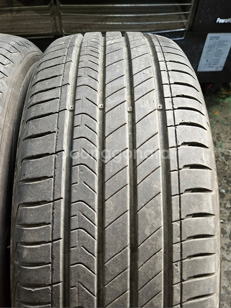 2056516 205 65 16 마제스티9 타이어--1