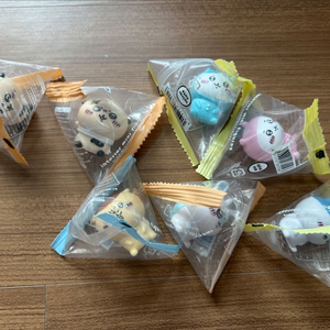 치이카와 등 먼작귀 가챠 피규어