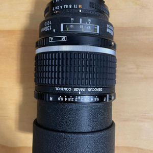 니콘 AF 135mm f2D DC