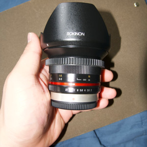 삼양 12mm f2.0 마이크로포서드 마운트