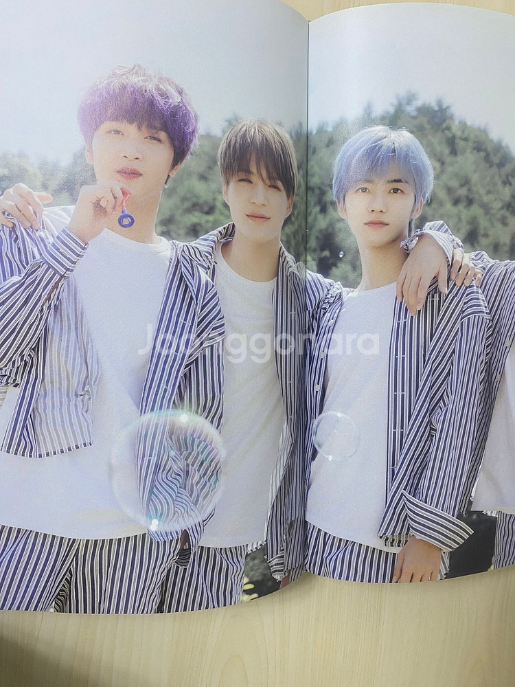 NCT DREAM PHOTOBOOK--2