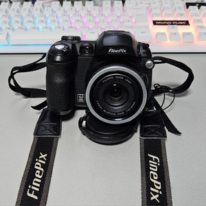 후지 필름 파인픽스 s5500 작은 DSLR스타일 디카