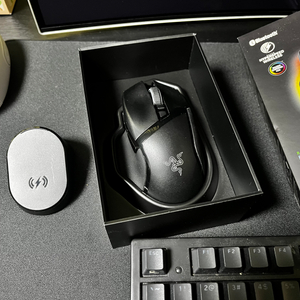 바실리스크 v3 pro + (충전독, 그립테잎, 피트)