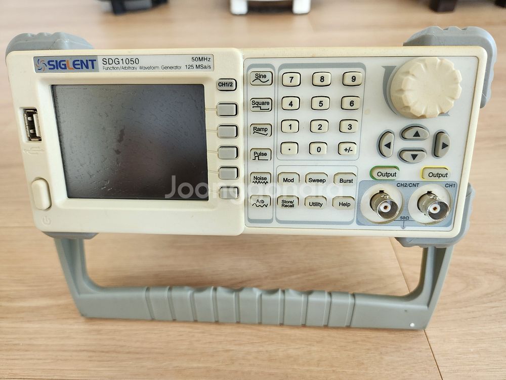 SIGLENT SDG1050 함수발생기--1