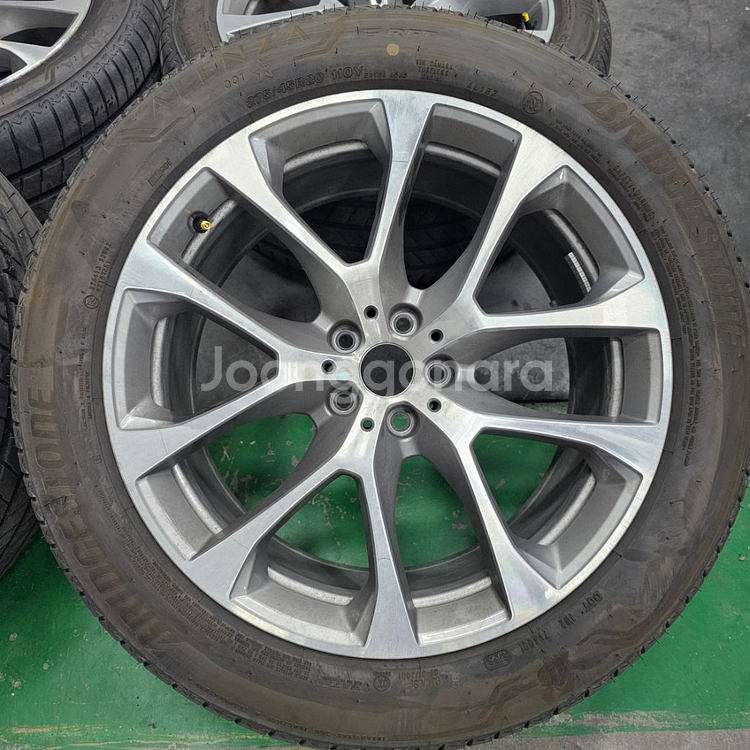 Bmw X5 (G05) xDirve 30d 20인치 순--1
