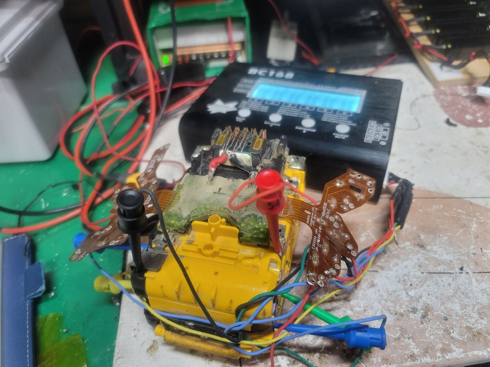 마끼다보쉬디월트힐티 배터리--3