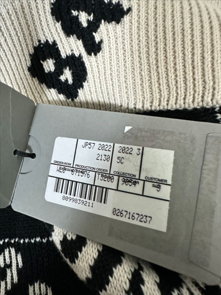 발렌시아가 올오버 자카드 로고 코튼울 크롭 니트--6