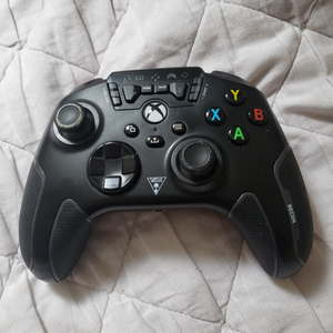 터틀비치 정품 엑박패드 XBOX 싸게 팝니다