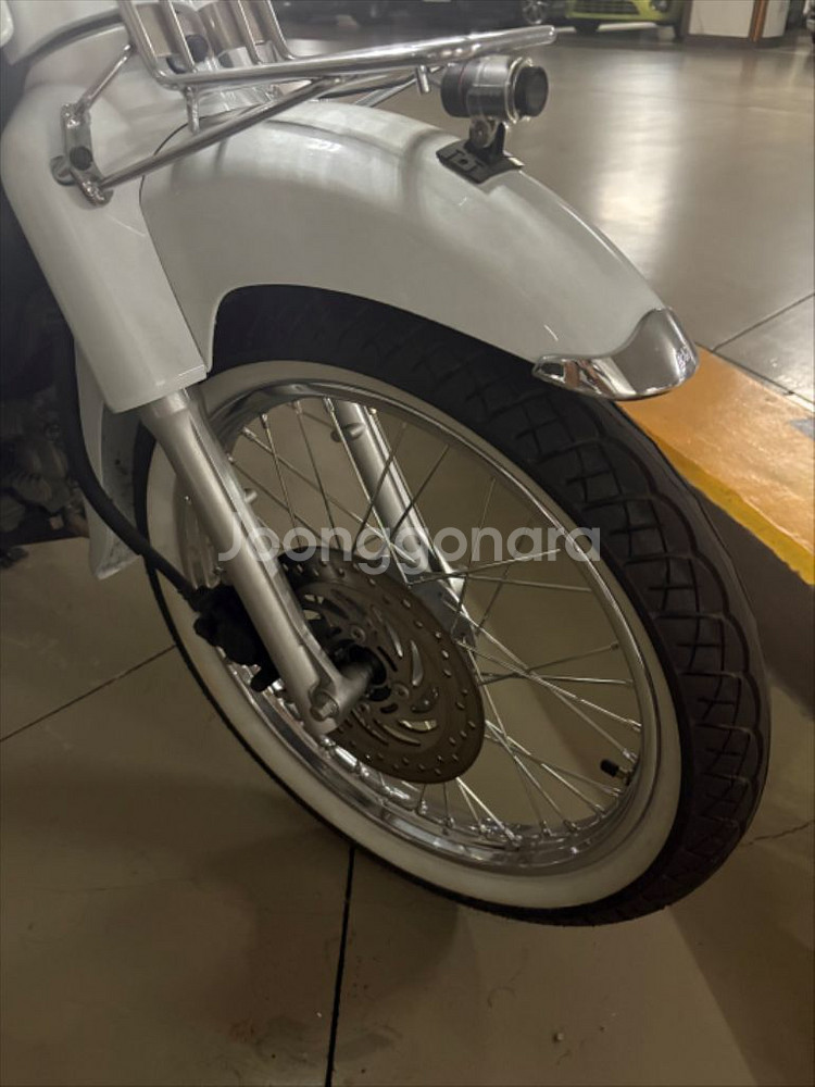 슈퍼커브 110cc 22년식 화이트--3