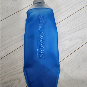 살로몬 플라스크 500ml 새상품