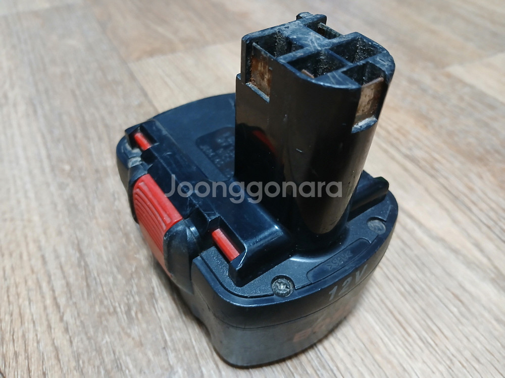 BOSCH 12V 1.5Ah NiCd 배터리 충전불량--0