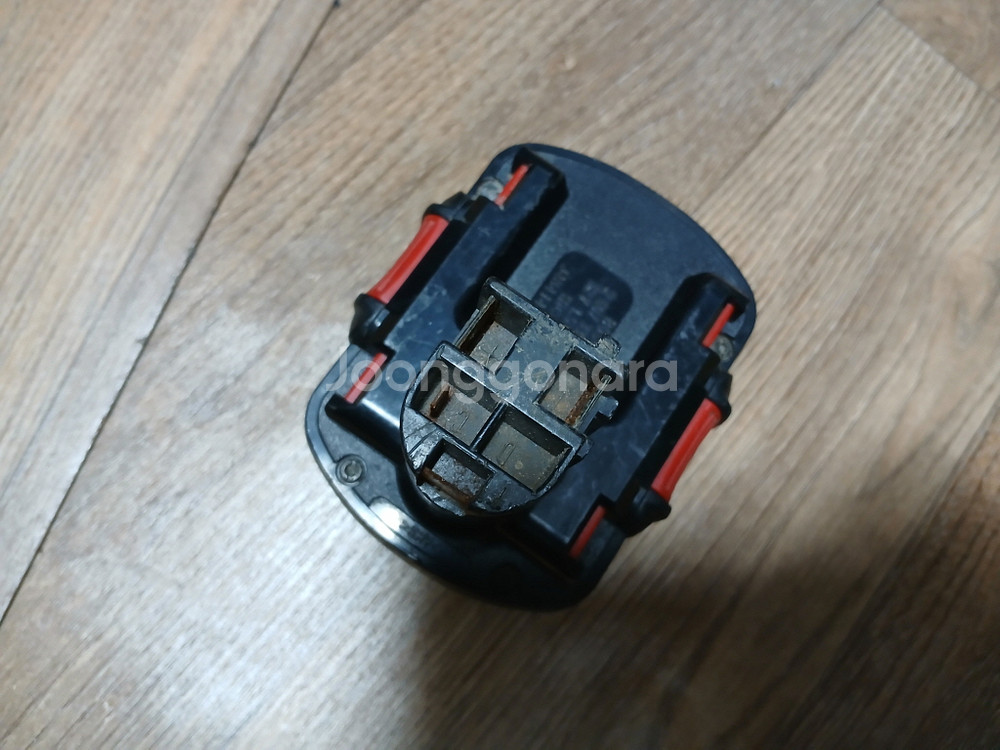 BOSCH 12V 1.5Ah NiCd 배터리 충전불량--3