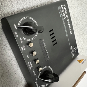 베링거 진공관 mic300 프리앰프(민트급)