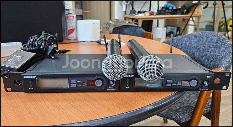 슈어 SLX24 SM58 중고 무선마이크 2세트--0