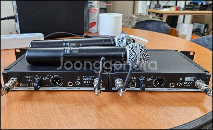슈어 SLX24 SM58 중고 무선마이크 2세트--4