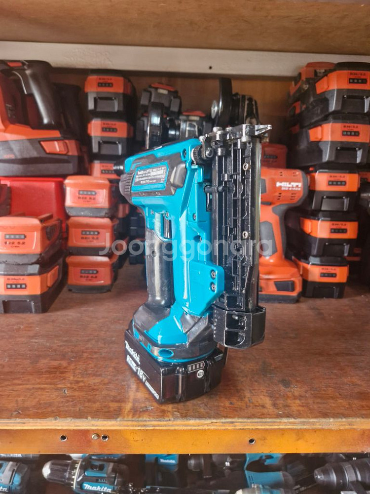 마끼다충전타카 DPT353 실타카 일자타카 배터리까지--5