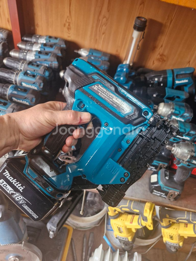 마끼다충전타카 DPT353 실타카 일자타카 배터리까지--8