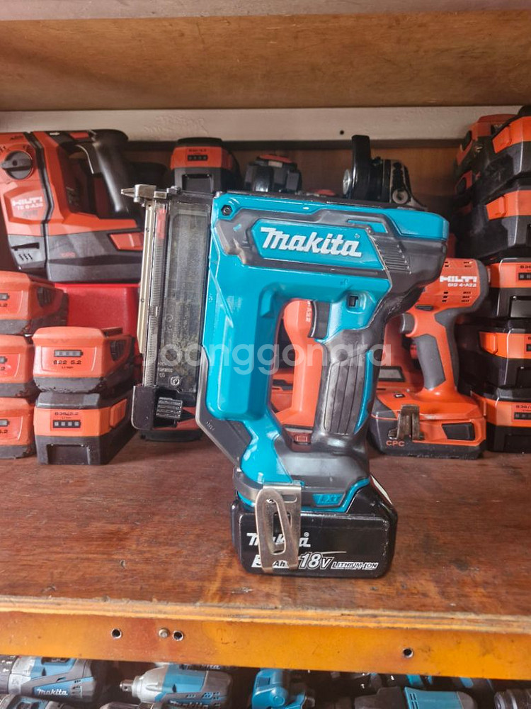 마끼다충전타카 DPT353 실타카 일자타카 배터리까지--0