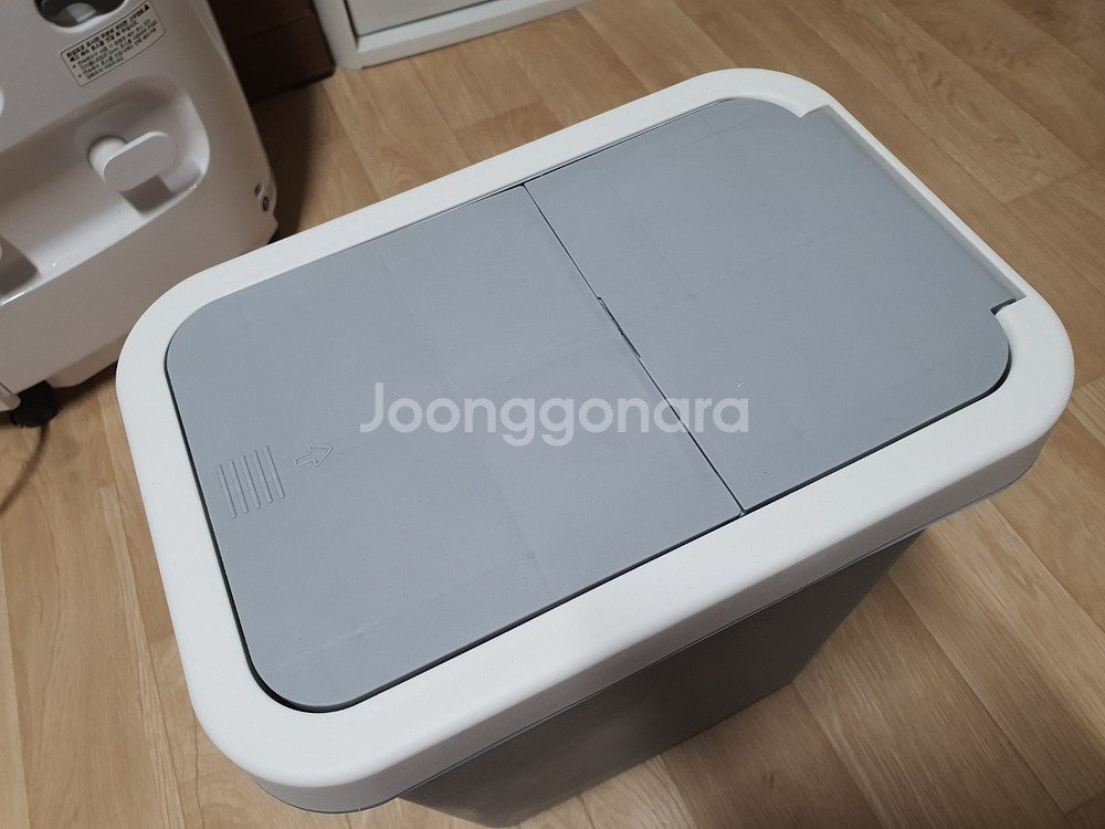 쓰레기통, 휴지통(뚜껑 파손)--2