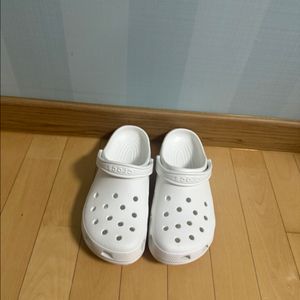 크록스 클래식 클로그 270