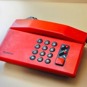 1985년 삼성 전화기 빨강색 HI-Phone 근대사