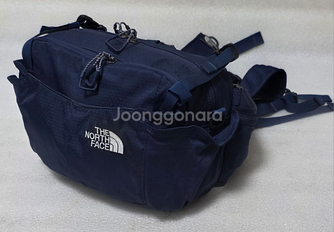 노스페이스 허리색 미니등산배낭 여행가방 10L--0