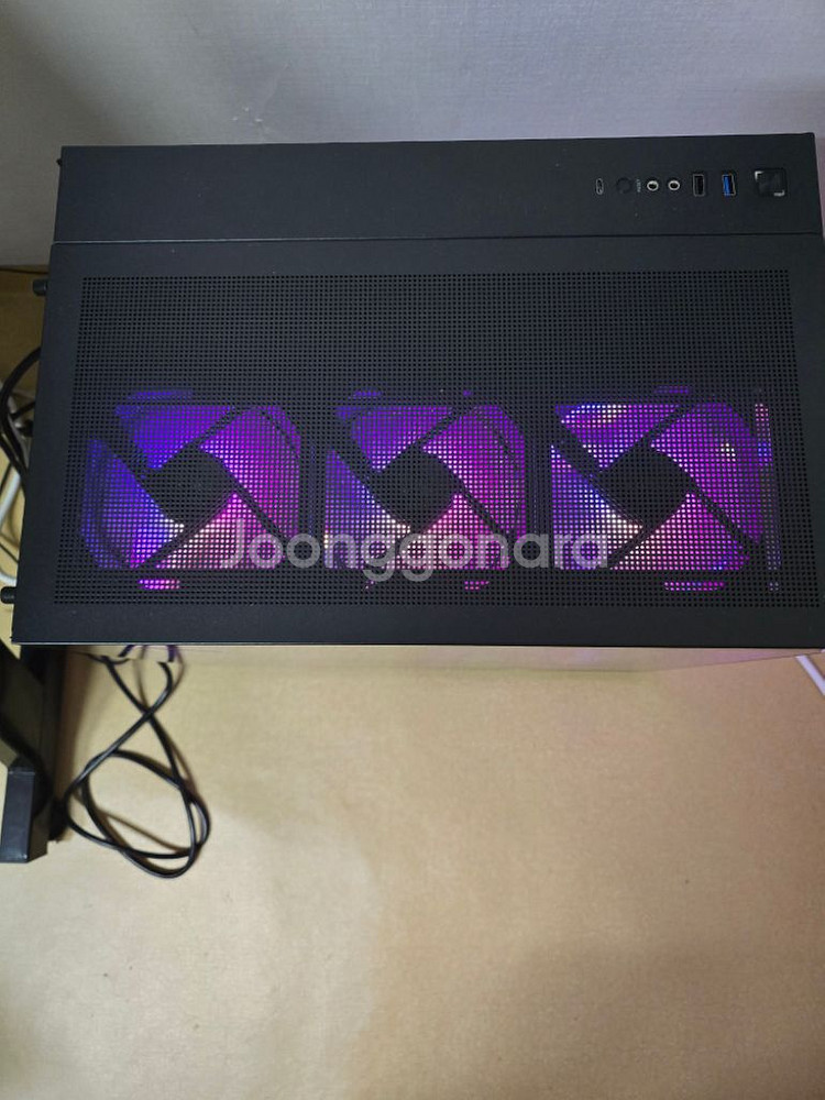 컴퓨터 RTX 5070 Ti 구매한지 한달됌--1