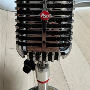 R50 블루투스 스피커 팝니다