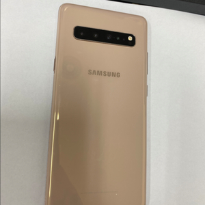 갤럭시S10 5G 골드 외관깔끔 256G 검멍1개