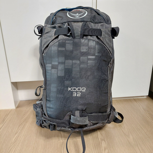 오스프리 Kode 32 백팩 여행가방
