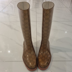 구찌 레인부츠.정품(사이즈 미스)