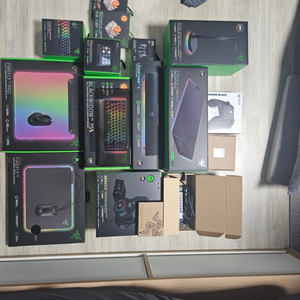 razer)레이저장비 및 정리하고나온물품 팝니다