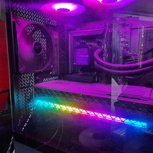 9800x3d 9070xt 니트로 최고급 구성품PC