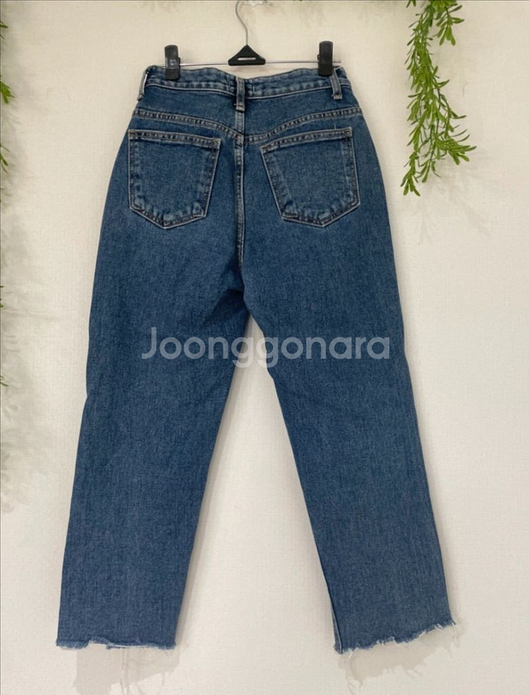 쇼퍼랜드 데님 크롭팬츠 중청 s--1